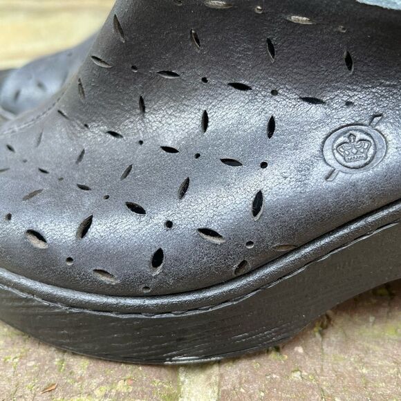 Born Black Leather Perforated Open Toe Sling Back Mule 7.5 - Picture 5 of 7